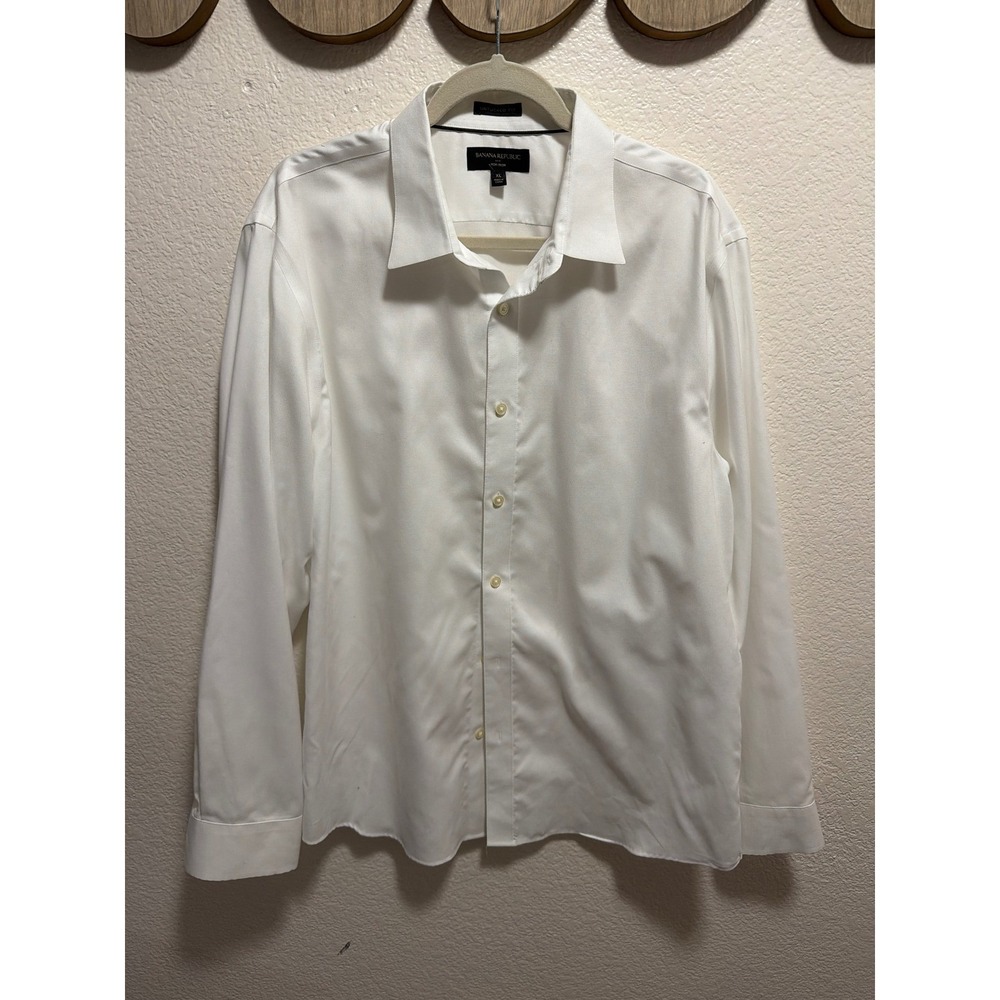 Banana Republic Men's Collar Shirt White Button-up Size XL